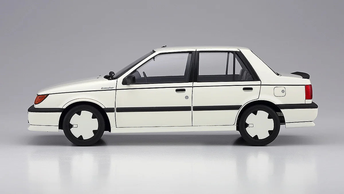 Hasegawa 1:24 Isuzu Gemini (JT190) Irmscher Model Kit