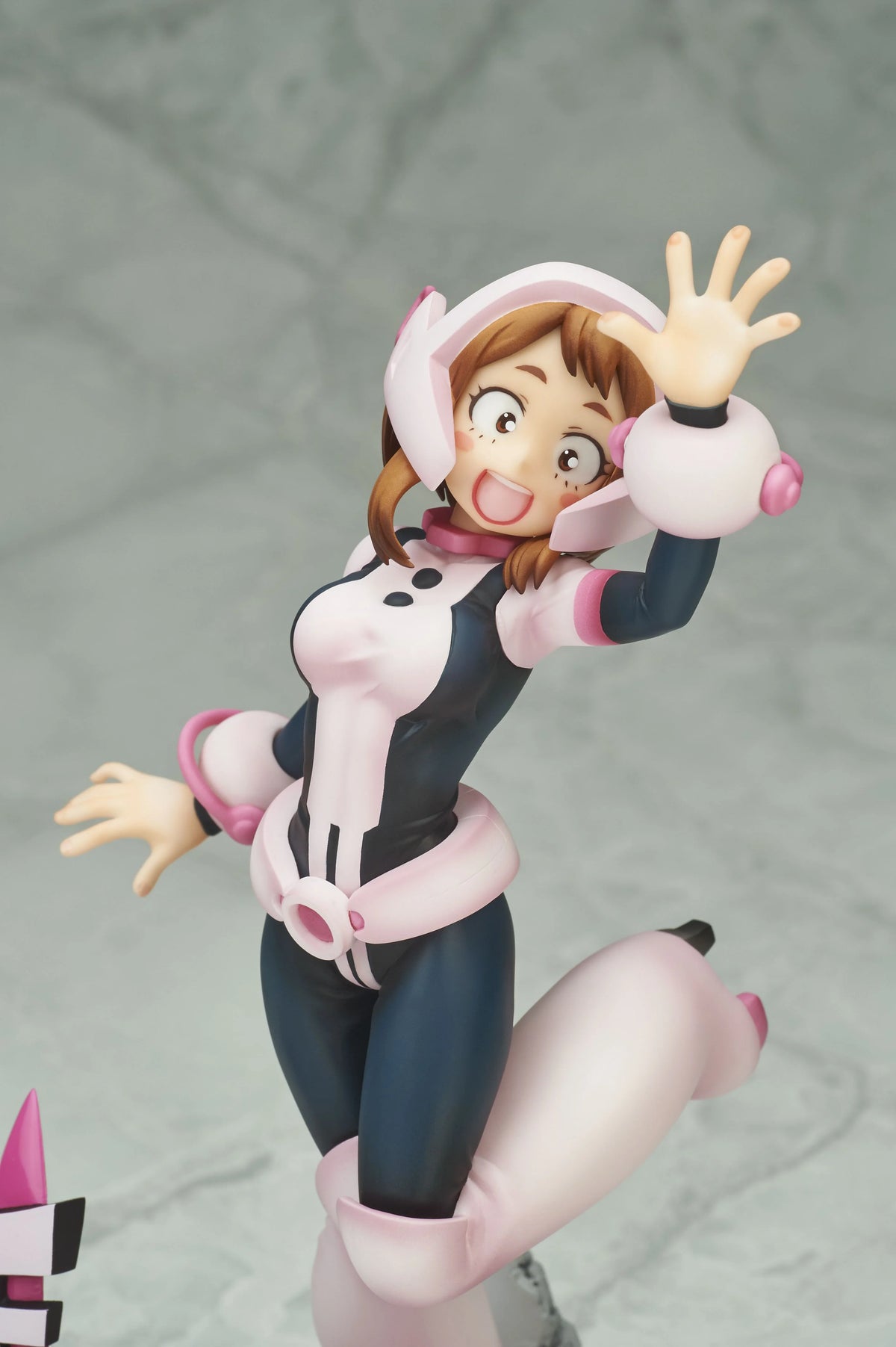 BellFine Ochaco Uraraka Hero Suit Scale Figure 1/8