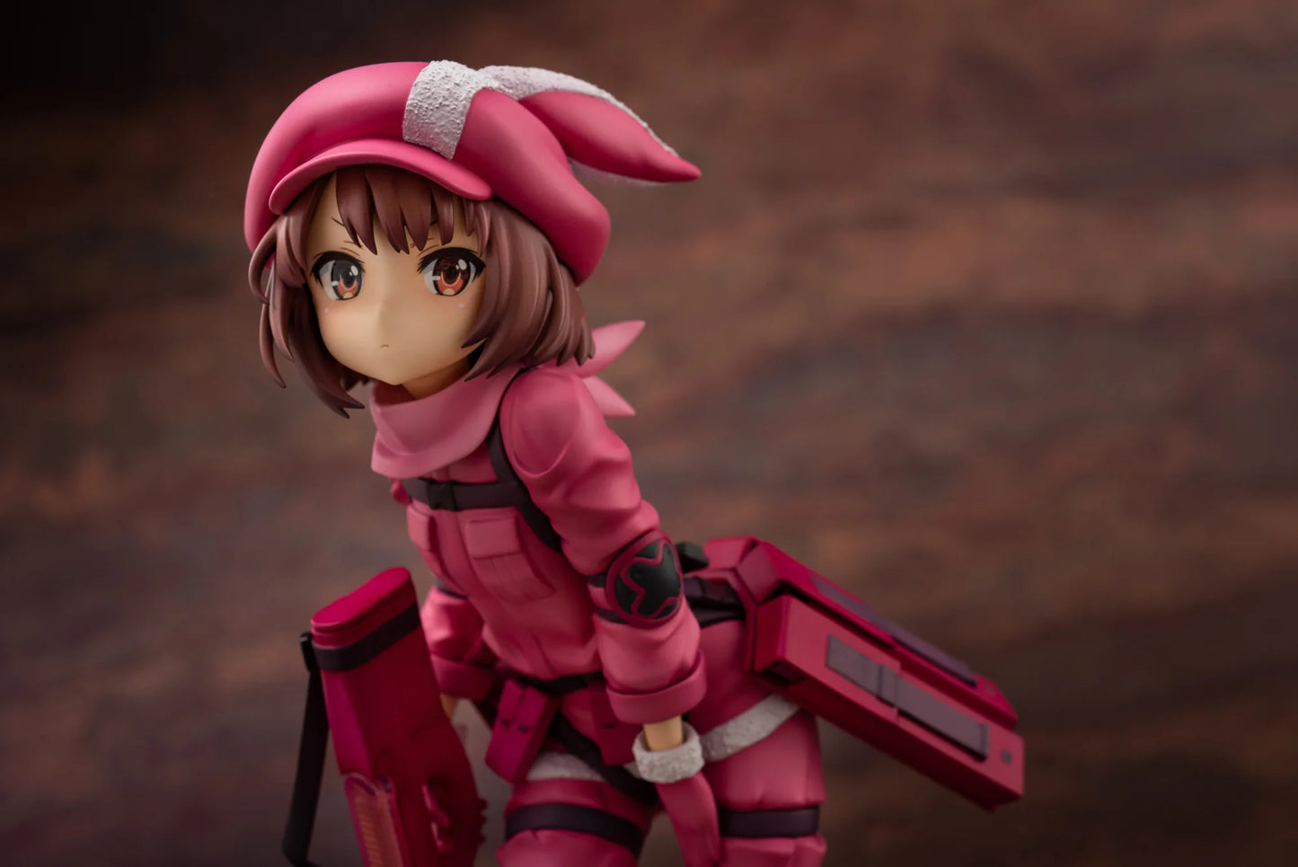 PLUM LLENN Desert Bullet Ver. 1/7 Scale PVC Figure