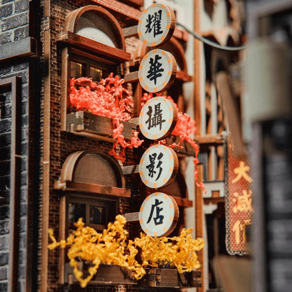 Old Shanghai Book Nook Kit