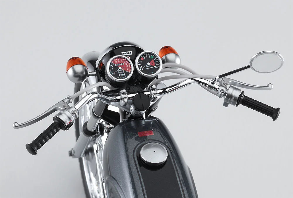 Hasegawa 1:12 Kawasaki 500-SS/MACH III (H1) Motorcycle Model Kit