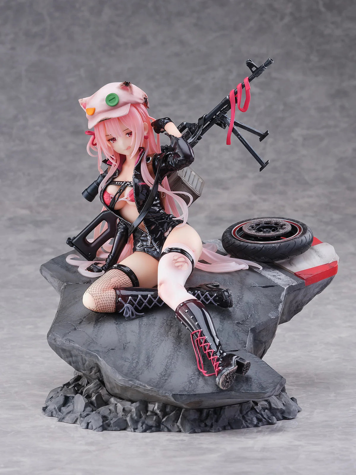 eStream UKM-2000 Heavy Damage Ver. 1/7 Scale Figure