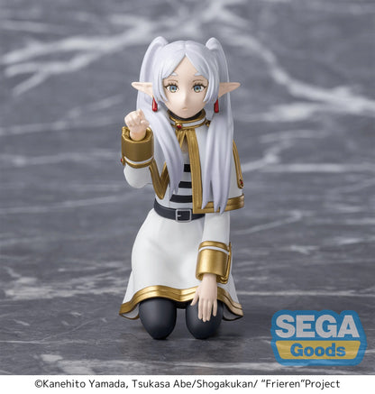 "Frieren: Beyond Journey's End" PM Perching Figure "Frieren" ~Frieren Poking Something~
