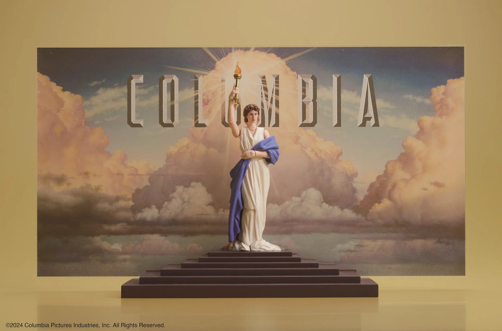 DIG Action Figure Torch Lady of Columbia