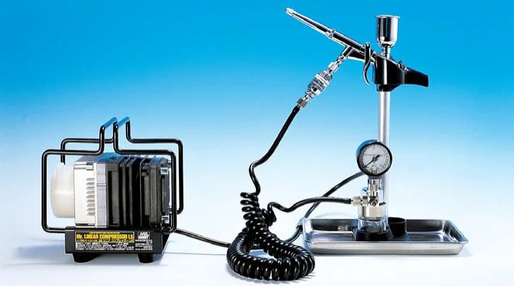 GSI Creos Mr. Linear Compressor L5 PS-290 Airbrush Set