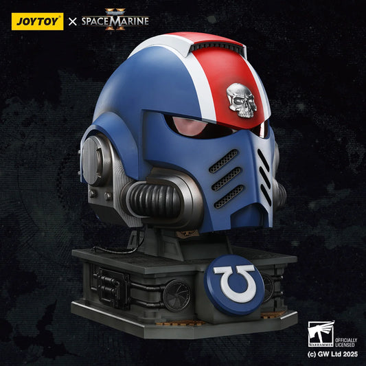 Ultramarines Lieutenant Titus' MKX Helmet & Display Stand