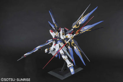 PG Strike Freedom Gundam Model Kit