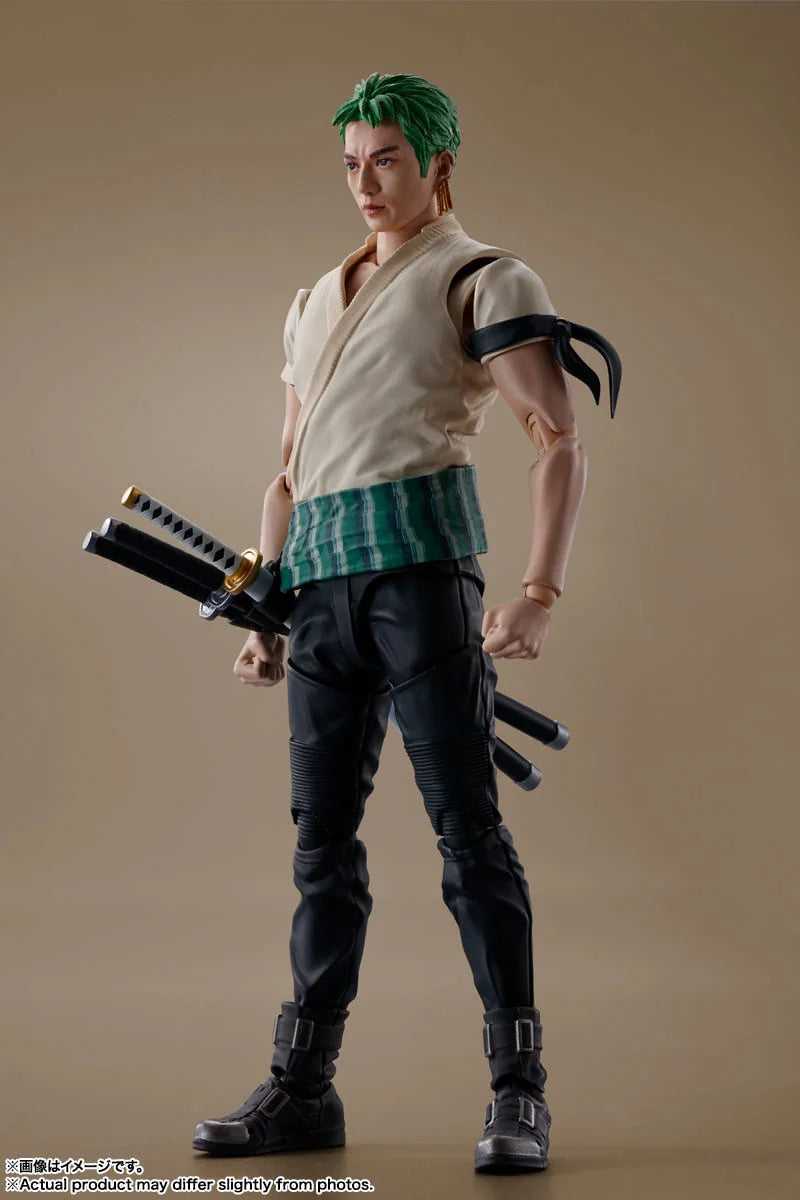 S.H. Figuarts Roronoa Zoro One Piece Action Figure