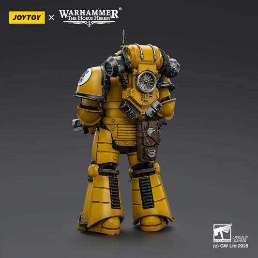 JoyToy Warhammer 40K Imperial Fists MK III Tactical Legionary Action Figure