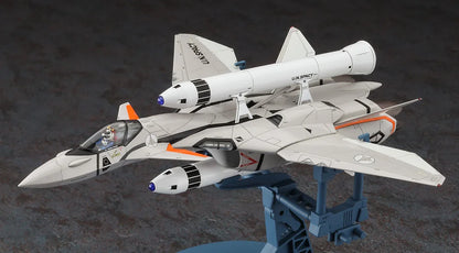 1/72 VF-11B THUNDERBOLT w/ROCKET BOOSTER "MACROSS PLUS"