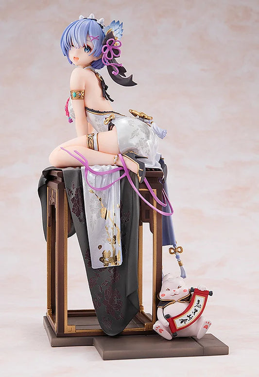 KADOKAWA Rem Graceful Beauty Scale Figure