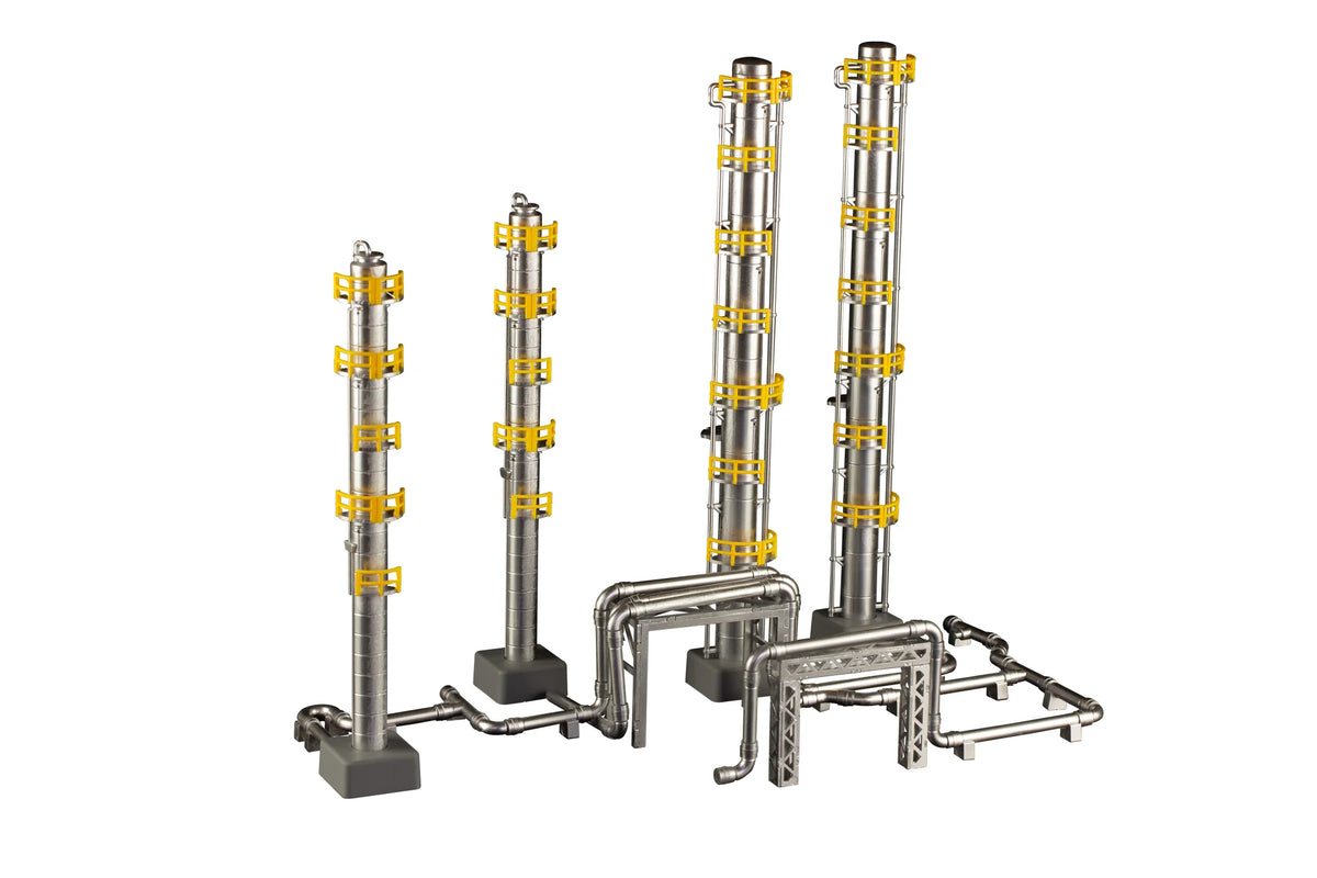 1/150 scale structure kit (Fractionating columns)