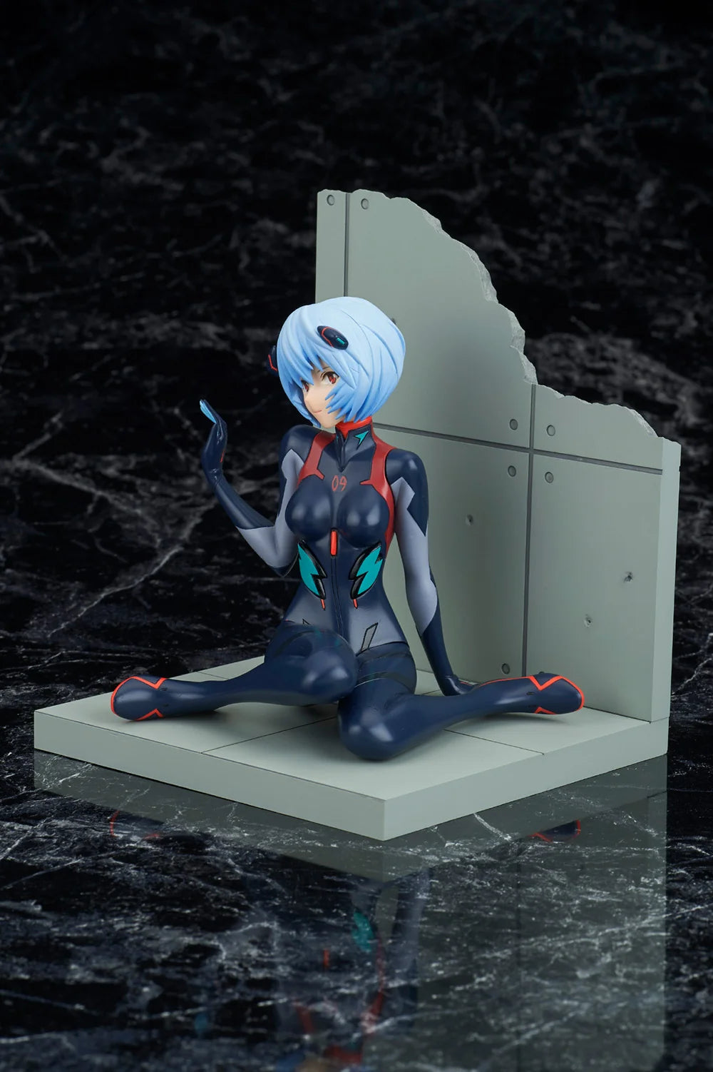 BellFine Rei Ayanami Plugsuit Ver. Scale Figure - Rebuild of Evangelion