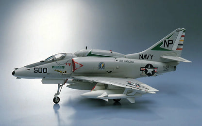 Hasegawa 1:72 A-4E/F Skyhawk Model Kit