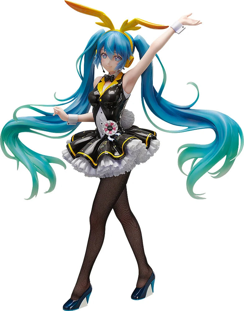 FREEing Hatsune Miku My Dear Bunny Ver. 1/4 Scale Figure