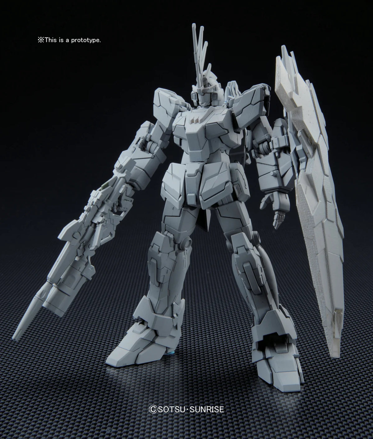 HGUC 1/144 #153 Unicorn Gundam 02 Banshee Norn (Unicorn Mode)