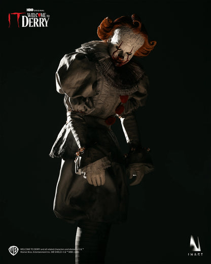INART - IT: Welcome to Derry Season 1 - Pennywise 1/6 Collectible Figure