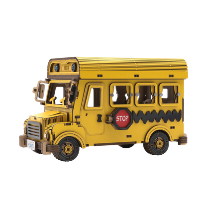 Snoopy · School Bus