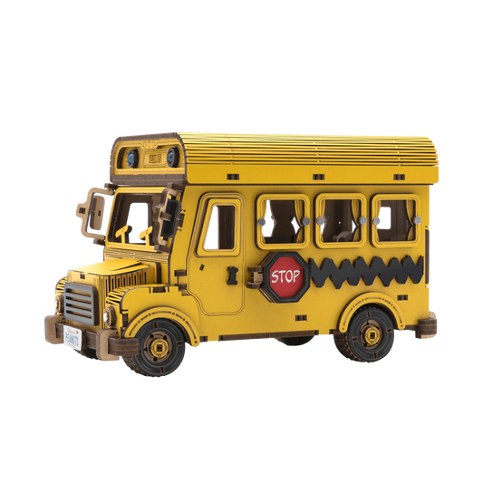 Snoopy · School Bus