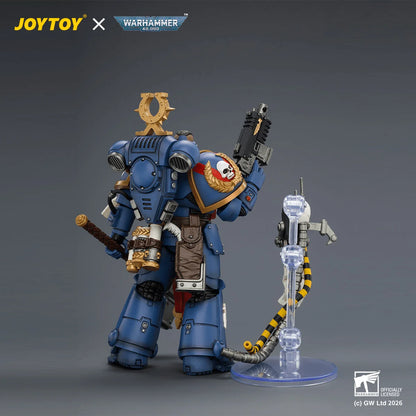 Ultramarines Ferren Areios with Thunder Hammer and Bolt Pistol
