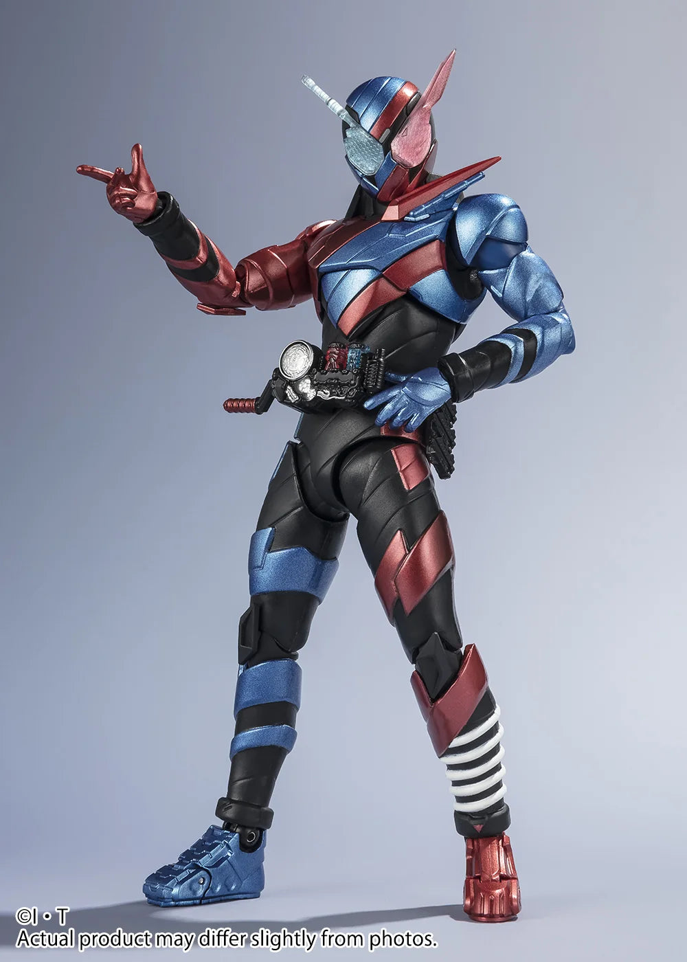Bandai Spirits S.H. Figuarts Kamen Rider Build Rabbit Tank Form Action Figure