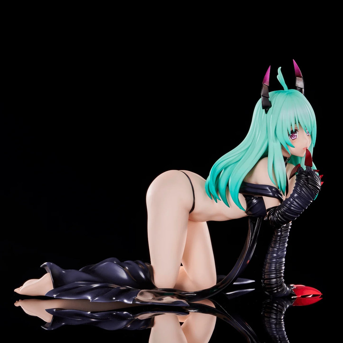 To LOVE-Ru Darkness – Run Elsie Jewelria Darkness Ver. 1/6 Scale Figure (Renewal Package Edition)