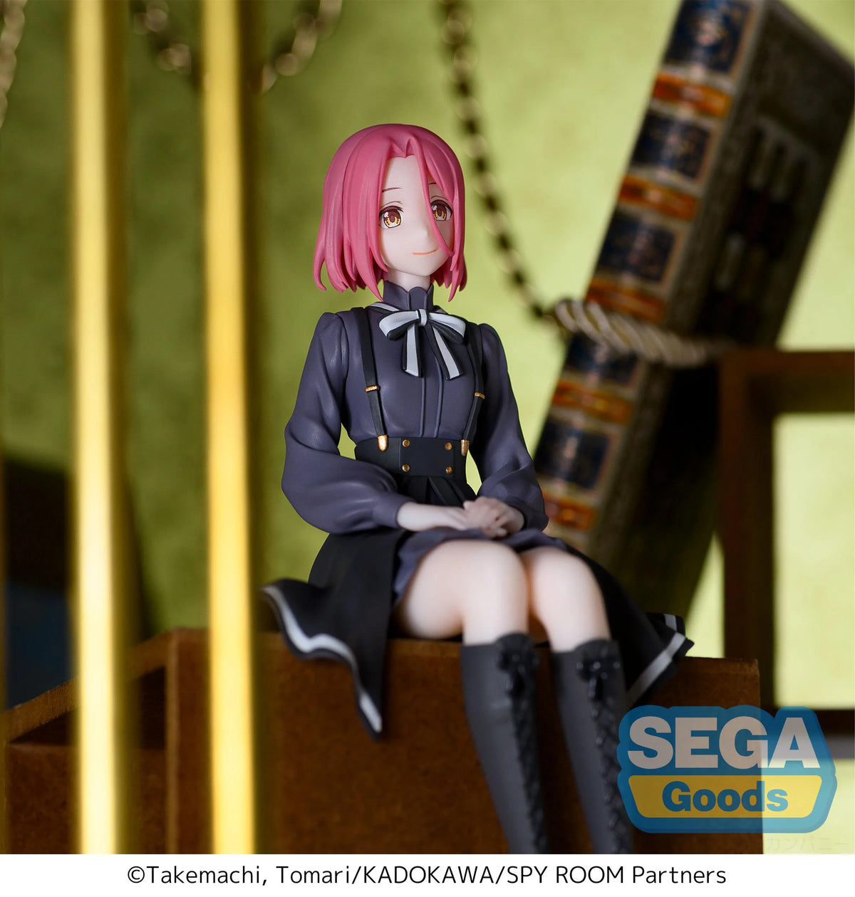 "SPY ROOM" PM Perching Figure "Grete"