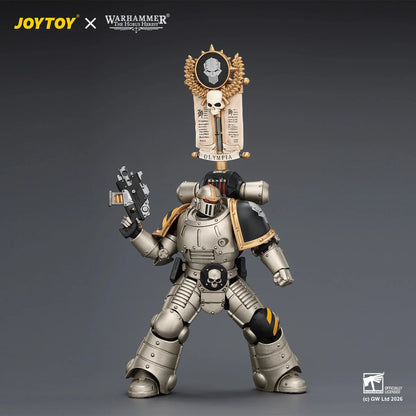 Iron Warriors MkII Legionary1 with Vexilla, Bolter and Bolt Pistol