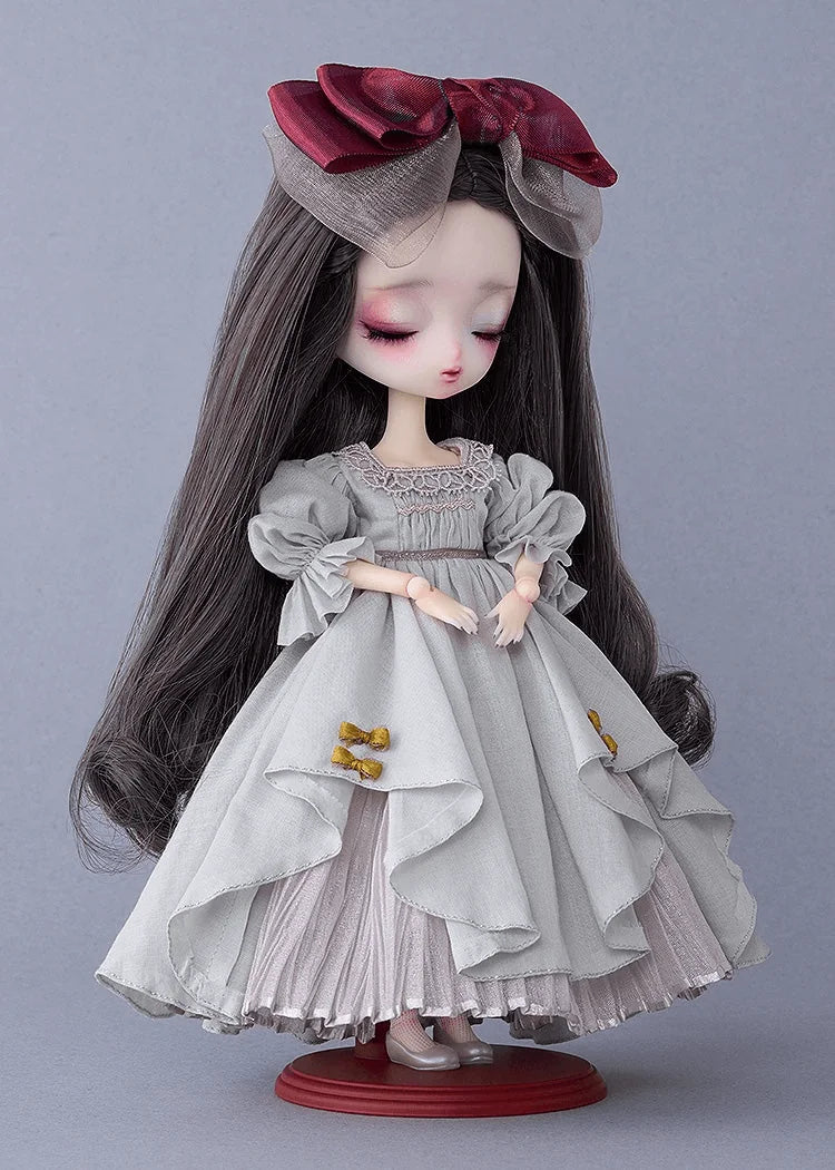 Harmonia bloom Sophia Snow White