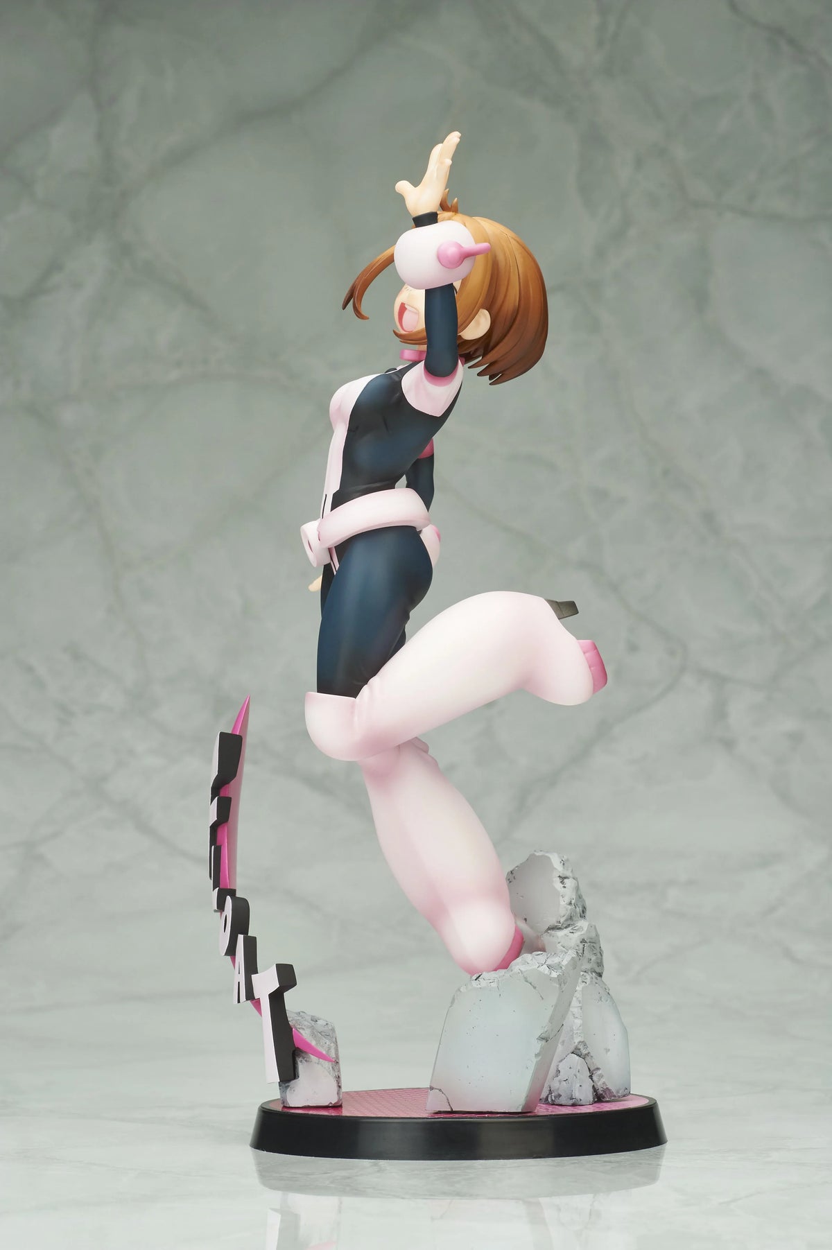 BellFine Ochaco Uraraka Hero Suit Scale Figure 1/8