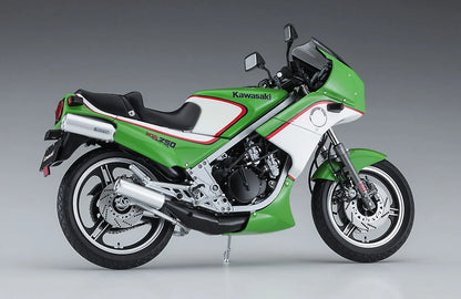 Hasegawa 1:12 Kawasaki KR250 (KR250A) Motorcycle Model Kit