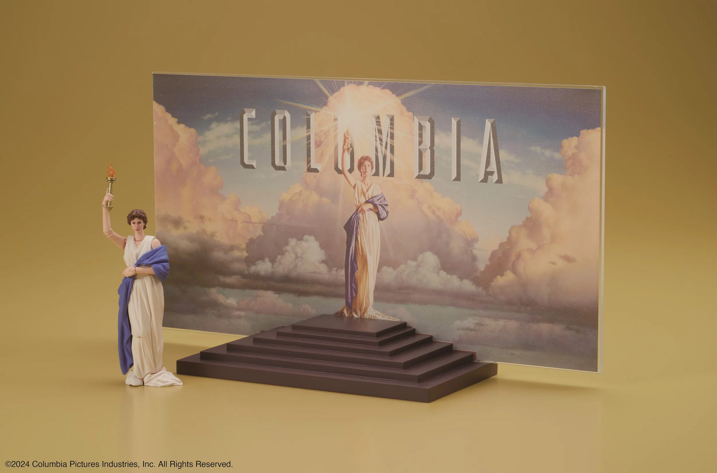 DIG Action Figure Torch Lady of Columbia