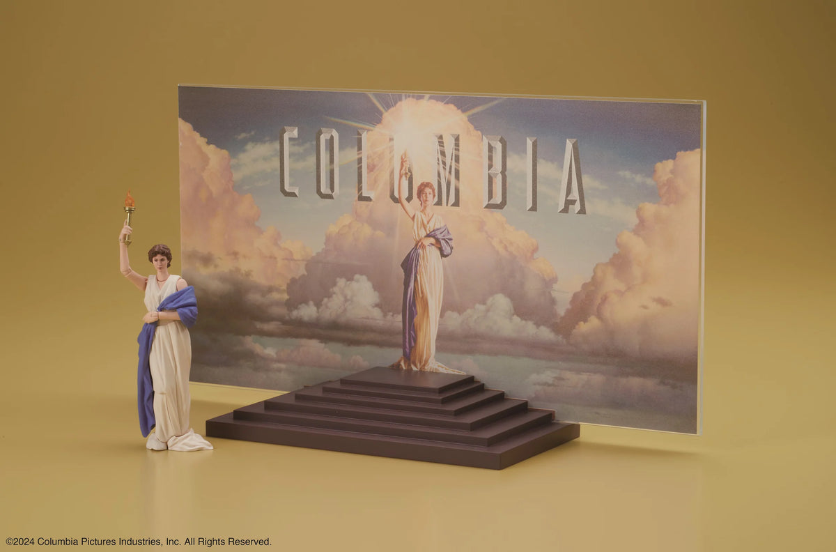 DIG Action Figure Torch Lady of Columbia