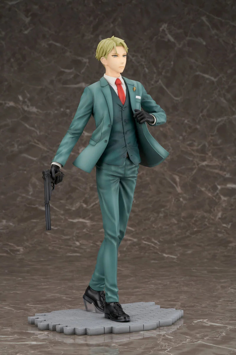 FuRyu SPY×FAMILY Loid Forger 1/7 Scale Figure