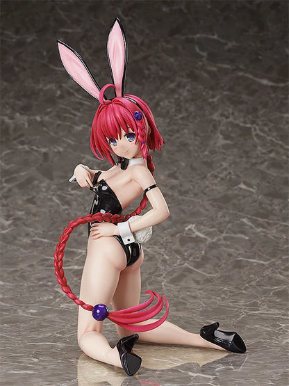 FREEing Mea Kurosaki Bare Leg Bunny Scale Figure