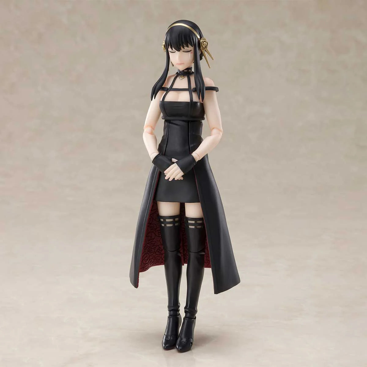 S.H. Figuarts Yor Forger SPY x FAMILY Action Figure