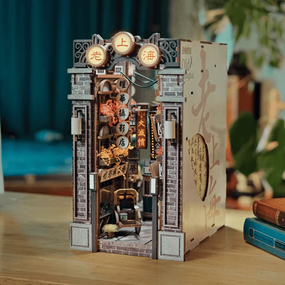 Old Shanghai Book Nook Kit