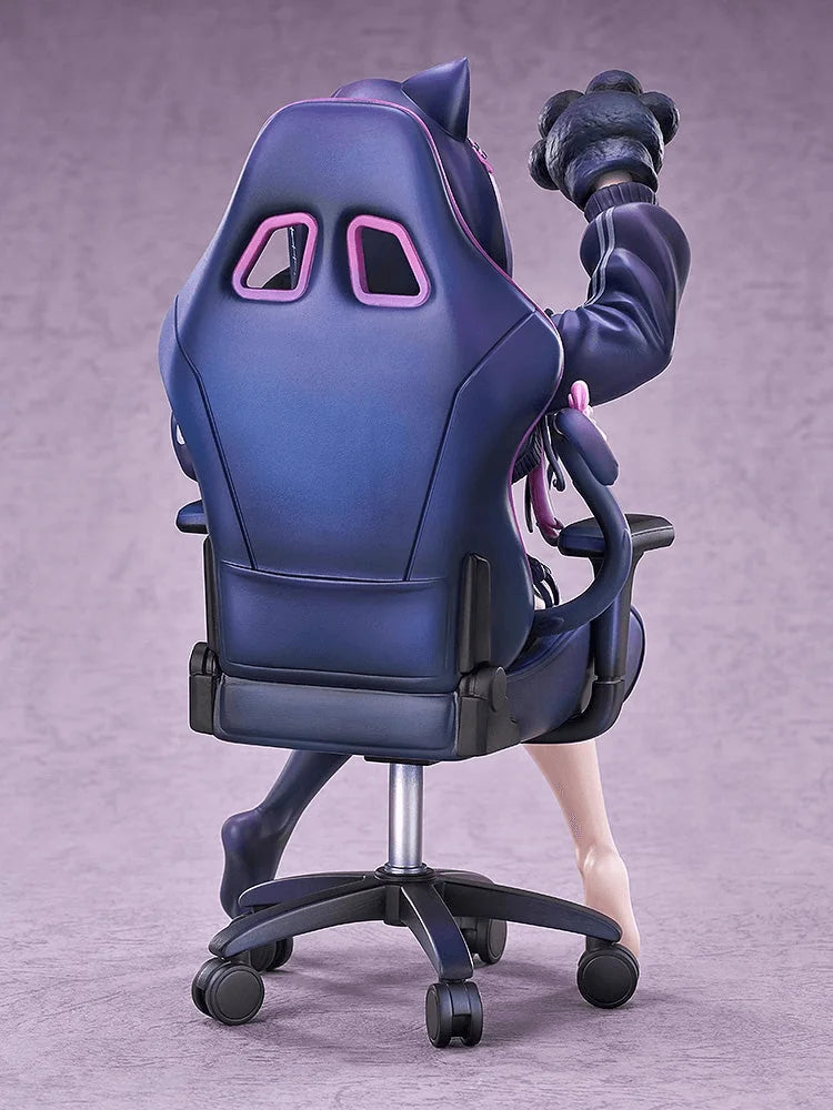 Mayu Kuronuma
