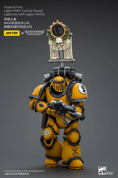 Imperial Fists Legion MkIII Tactical Squad Legionary with Legion Vexilla