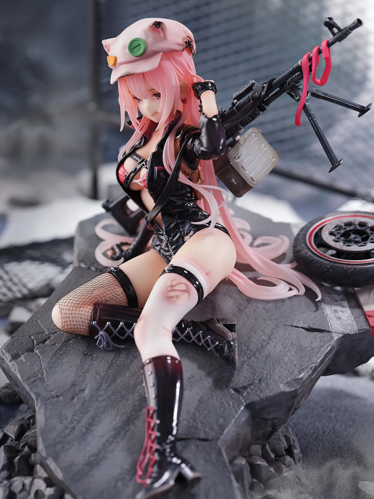 eStream UKM-2000 Heavy Damage Ver. 1/7 Scale Figure