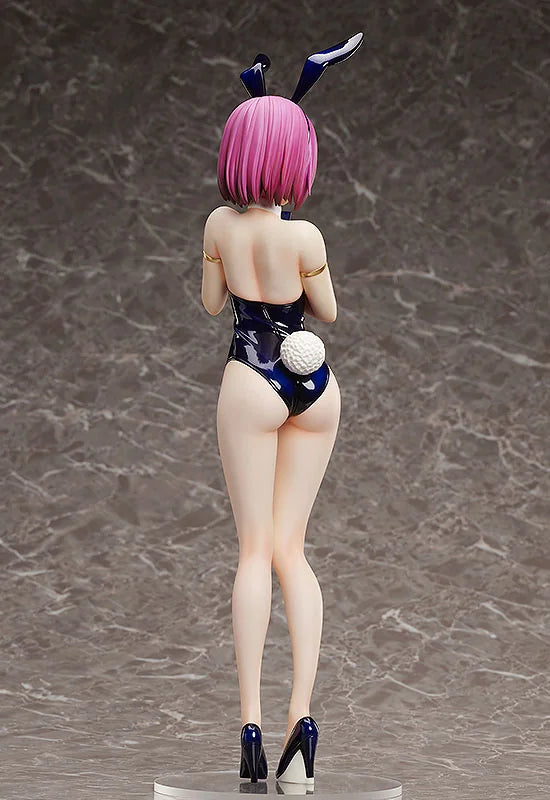 FREEing Hisako Arato Bare Leg Bunny Scale Figure