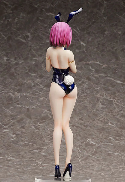 FREEing Hisako Arato Bare Leg Bunny Scale Figure