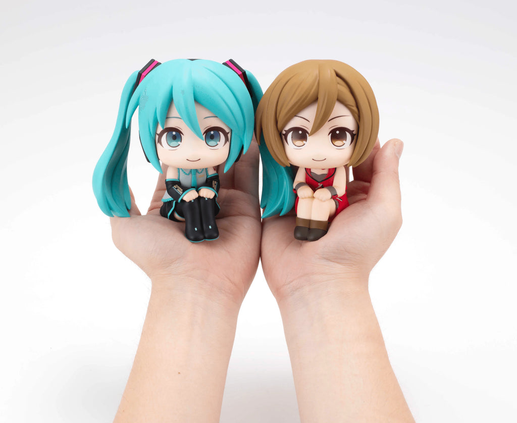 MegaHouse Lookup Hatsune Miku & MEIKO Figure Set with Gift