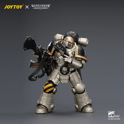 Iron Warriors MkII Legionary3 with Bolter and Bolt Pistol