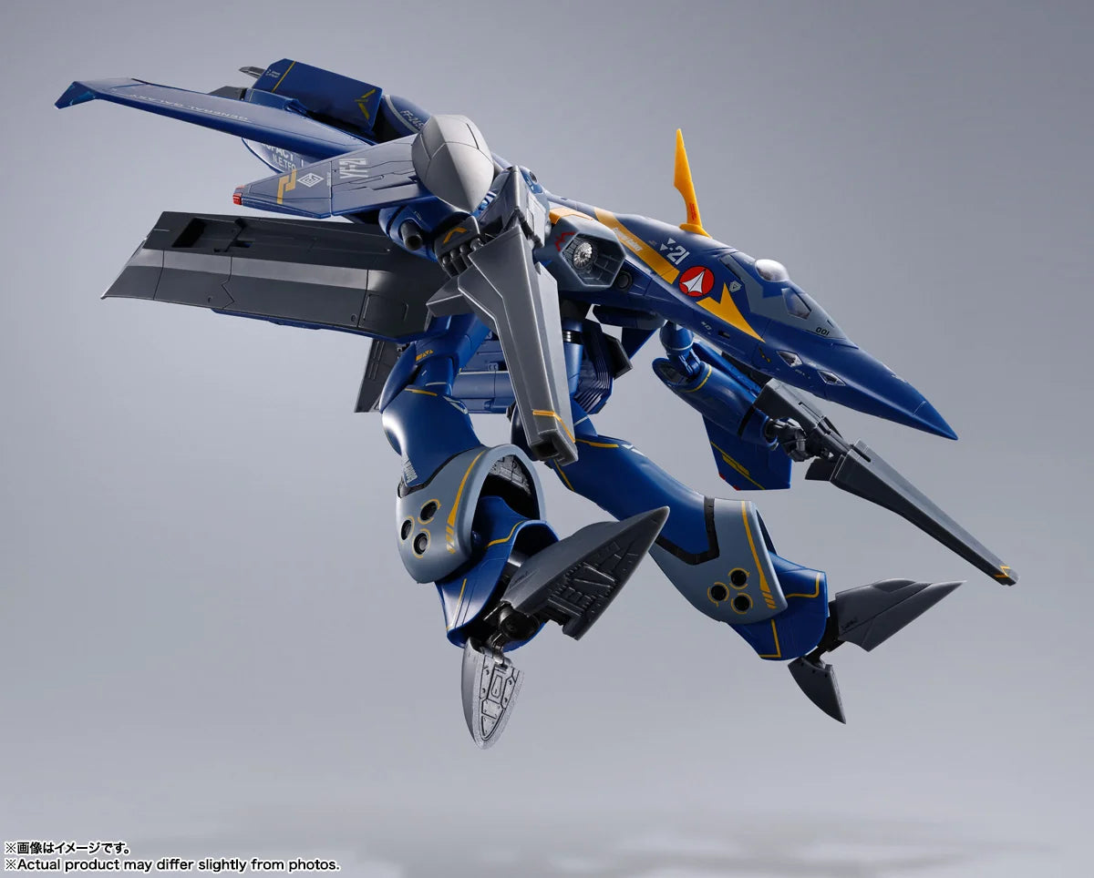 Tamashii Nations Soul of Chogokin YF-21 Macross Plus DX Transformable Action Figure