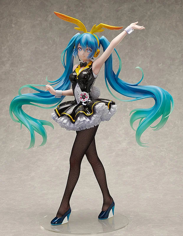 FREEing Hatsune Miku My Dear Bunny Ver. 1/4 Scale Figure
