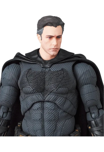 MAFEX BATMAN (ZACK SNYDER'S JUSTICE LEAGUE VER.)