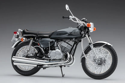 Hasegawa 1:12 Kawasaki 500-SS/MACH III (H1) Motorcycle Model Kit