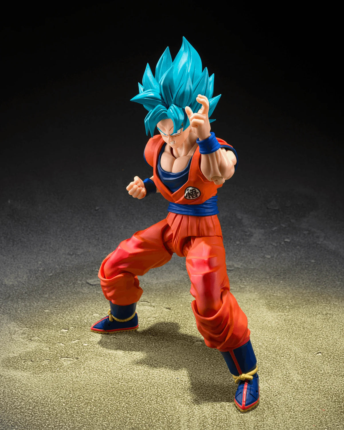 S.H. Figuarts Super Saiyan God Goku Blue Power Action Figure