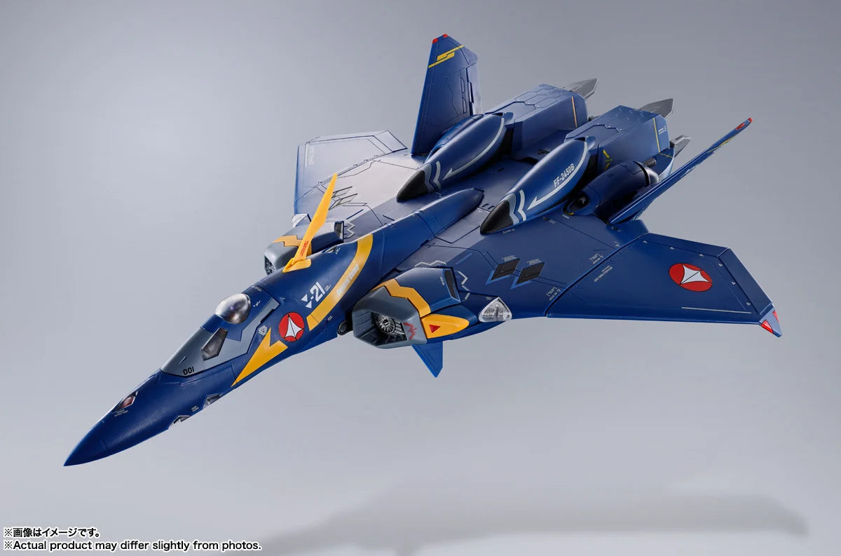 Tamashii Nations Soul of Chogokin YF-21 Macross Plus DX Transformable Action Figure